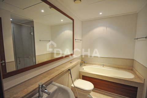 Apartment in Marina Promenade, Dubai Marina, Dubai 2 bedrooms, 124 sq.m. № 115707 - photo 5