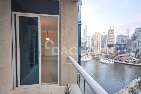 Apartment in Marina Promenade, Dubai Marina, Dubai 2 bedrooms, 124 sq.m. № 115707 - photo 8