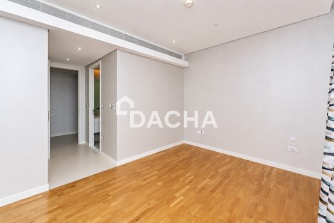 Apartment in Bluewaters Residences, Bluewaters, Dubai 3 bedrooms, 195 sq.m. № 115706 - photo 12