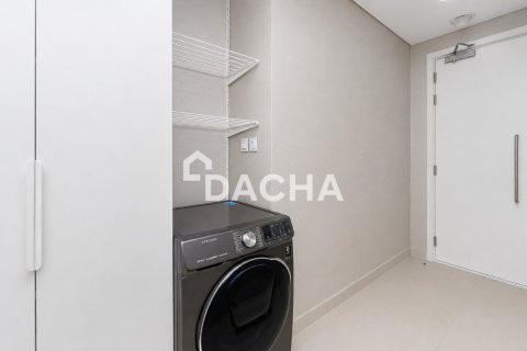 Apartment in Bluewaters Residences, Bluewaters, Dubai 3 bedrooms, 195 sq.m. № 115706 - photo 24