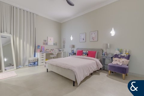 Villa in The Villa, Dubai 5 bedrooms, 661 sq.m. № 98518 - photo 18