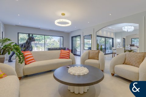 Villa in The Villa, Dubai 5 bedrooms, 661 sq.m. № 98518 - photo 7