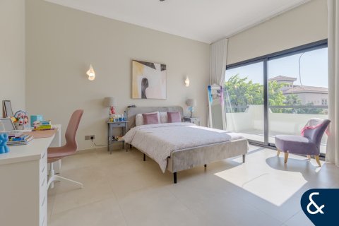 Villa in The Villa, Dubai 5 bedrooms, 661 sq.m. № 98518 - photo 16