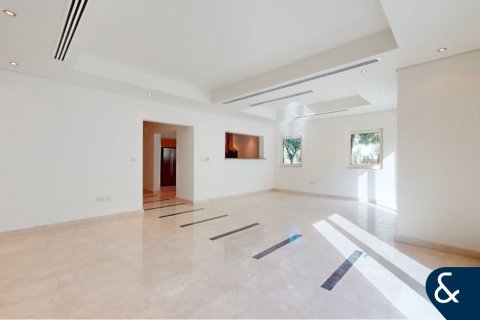 Adosado en North Village, Al Furjan, Dubai, 3 dormitorios, 301 m², № 98528