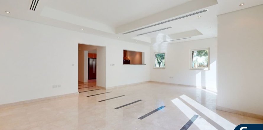 Adosado en North Village, Al Furjan, Dubai, 3 dormitorios, 301 m², № 98528
