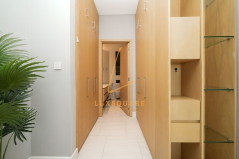 Apartment in SLS Dubai Hotel & Residences, Business Bay, Dubai 1 bedroom, 103 sq.m. № 124460 - photo 14