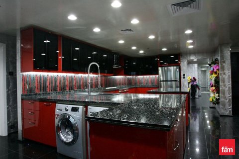 Ático en Dubai Sports City, Dubai, 4 dormitorios, 455.7 m², № 55212 - foto 10