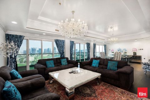 Ático en Dubai Sports City, Dubai, 4 dormitorios, 455.7 m², № 55212 - foto 5
