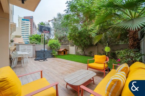 Townhouse in Victory Heights, Dubai Sports City, Dubai 4 bedrooms, 311 sq.m. № 74405 - photo 17