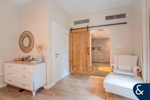Townhouse in Victory Heights, Dubai Sports City, Dubai 4 bedrooms, 311 sq.m. № 74405 - photo 10