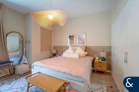 Townhouse in Victory Heights, Dubai Sports City, Dubai 4 bedrooms, 311 sq.m. № 74405 - photo 8