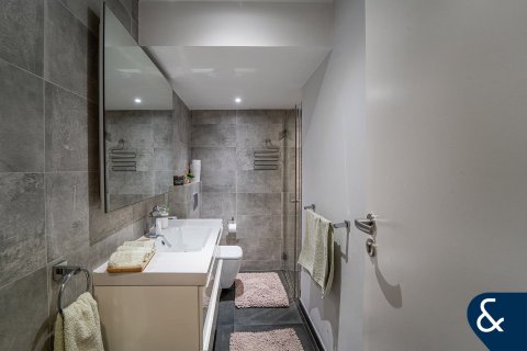 Townhouse in Victory Heights, Dubai Sports City, Dubai 4 bedrooms, 311 sq.m. № 74405 - photo 15