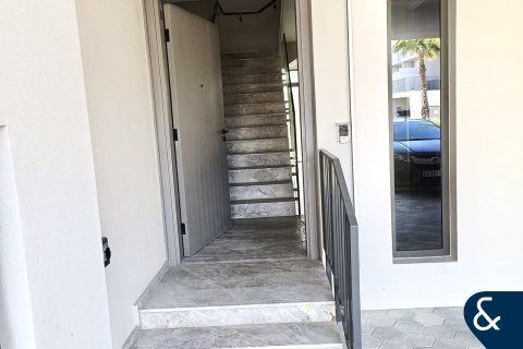 Купить таунхаус в District 7, Мохаммед Бин Рашид Сити, Дубай: 3 спальни, 154м², № 74406 - фото 10