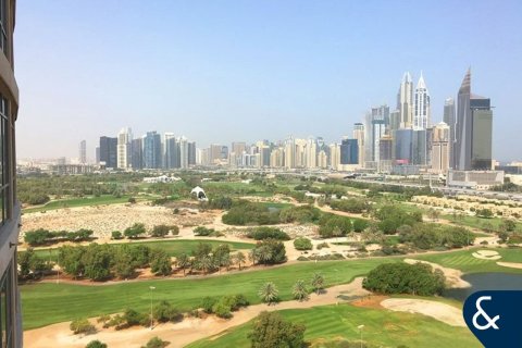 Appartement à Golf Towers, The Views, Dubai, 1 chambre, 89 m², № 74404 - photo 2