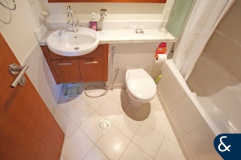 Appartement à Golf Towers, The Views, Dubai, 1 chambre, 89 m², № 74404 - photo 10