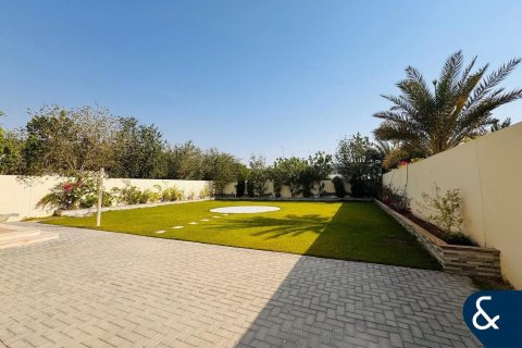 Villa in Legacy, Jumeirah Park, Dubai 3 bedrooms, 285 sq.m. № 74400 - photo 2