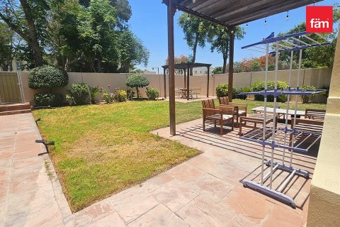 Villa à Dubai, 3 chambres, 417.3 m², № 111724