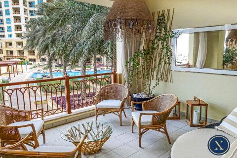Appartement à Marina Residences, Palm Jumeirah, Dubai, 2 chambres, 189 m², № 46270 - photo 1