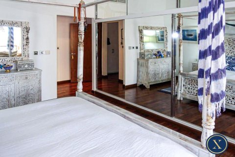Appartement à Marina Residences, Palm Jumeirah, Dubai, 2 chambres, 189 m², № 46270 - photo 16