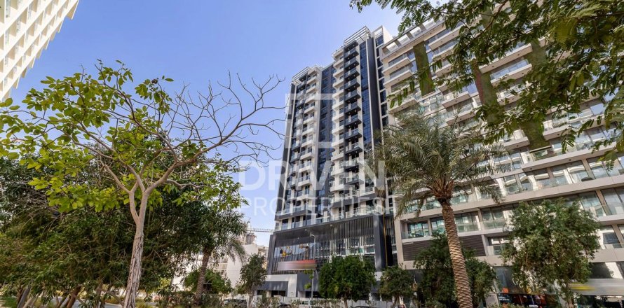 Building in District 12, Jumeirah Village Circle, Dubai 13311.9 sq.m. № 135396