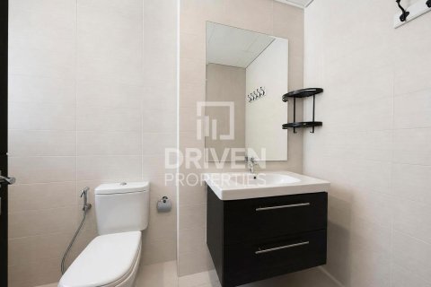 Villa in Dubai 6 bedrooms, 608.51 sq.m. № 135394 - photo 13