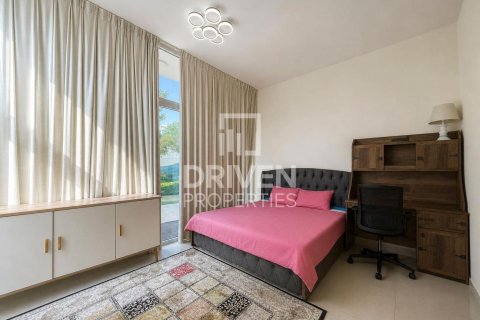 Villa in Dubai 6 bedrooms, 608.51 sq.m. № 135394 - photo 25