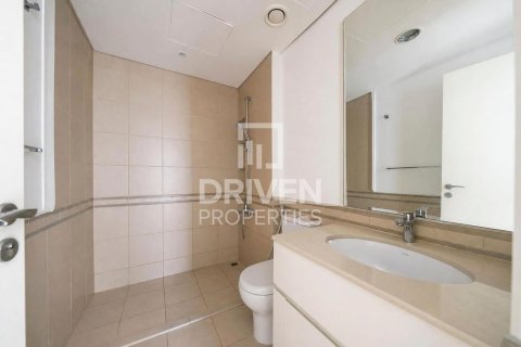 Apartment in Zahra Apartments, Town Square, Dubai 3 bedrooms, 130.81 sq.m. № 135395 - photo 9