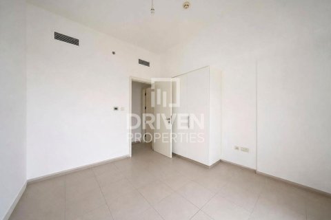 Apartment in Zahra Apartments, Town Square, Dubai 3 bedrooms, 130.81 sq.m. № 135395 - photo 11