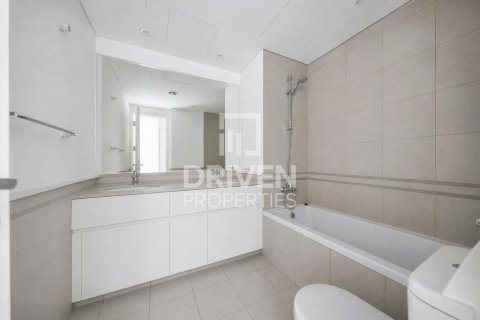 Apartment in Zahra Apartments, Town Square, Dubai 3 bedrooms, 130.81 sq.m. № 135395 - photo 8