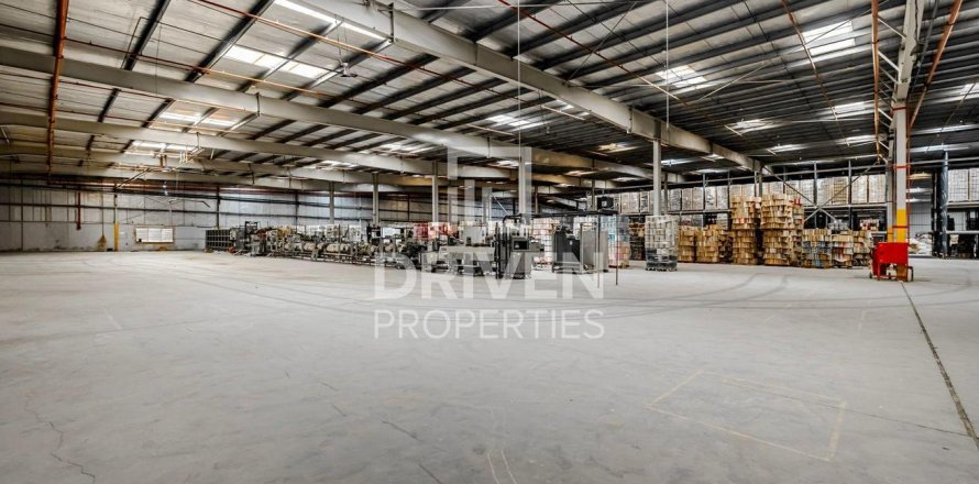 Warehouse in Jebel Ali, Dubai 12263.2 sq.m. № 130102