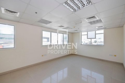 Factory in Jebel Ali, Dubai 15433.33 sq.m. № 130092 - photo 30