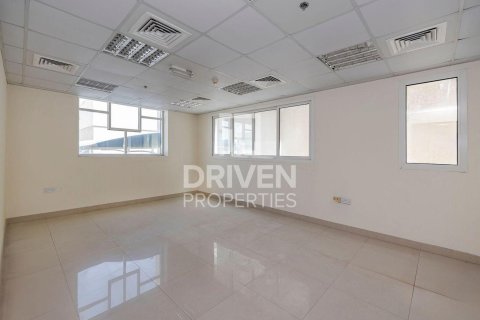 Factory in Jebel Ali, Dubai 15433.33 sq.m. № 130092 - photo 28