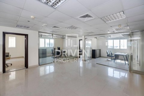 Factory in Jebel Ali, Dubai 15433.33 sq.m. № 130092 - photo 14