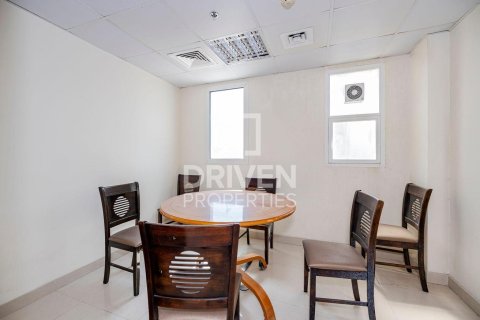 Factory in Jebel Ali, Dubai 15433.33 sq.m. № 130092 - photo 18