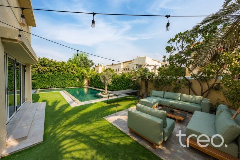 Villa in Meadows 8, Meadows, Dubai 4 bedrooms, 343.74 sq.m. № 124665 - photo 24