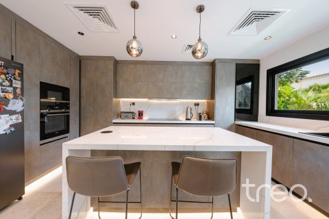 Villa in Meadows 8, Meadows, Dubai 4 bedrooms, 343.74 sq.m. № 124665 - photo 9