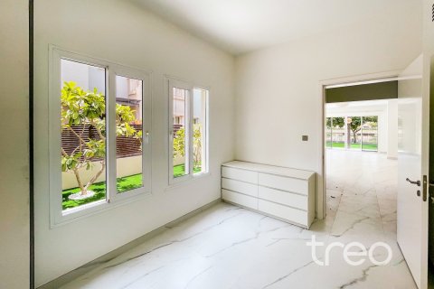Villa in The Springs, Dubai 3 bedrooms, 269.79 sq.m. № 124781 - photo 6