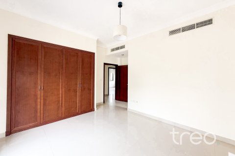 Villa in Rasha, Arabian Ranches 2, Dubai 4 bedrooms, 607.96 sq.m. № 124777 - photo 11