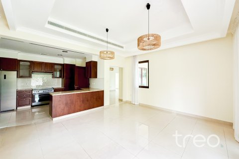 Villa in Rasha, Arabian Ranches 2, Dubai 4 bedrooms, 607.96 sq.m. № 124777 - photo 6