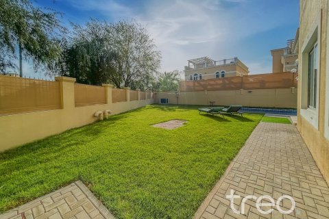 Villa in Legacy, Jumeirah Park, Dubai 4 bedrooms, 386.2 sq.m. № 124783 - photo 18