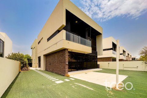 Вилла в Silver Springs, DAMAC Hills (Akoya by DAMAC), Дубай, 5 спален, 510.78м², № 124778
