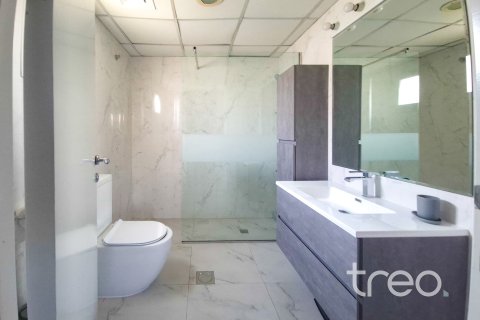 Villa en Meadows, Dubai, 4 dormitorios, 50.63 m², № 124779 - foto 11