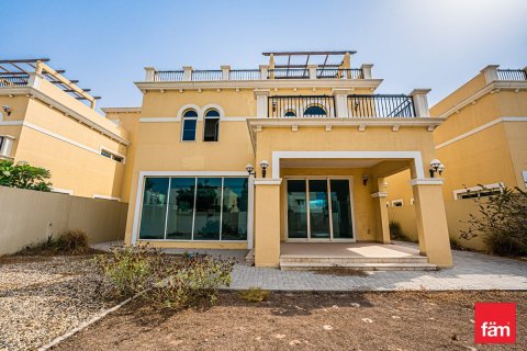 Villa in Jumeirah Park, Dubai 4 bedrooms, 510 sq.m. № 123925 - photo 2