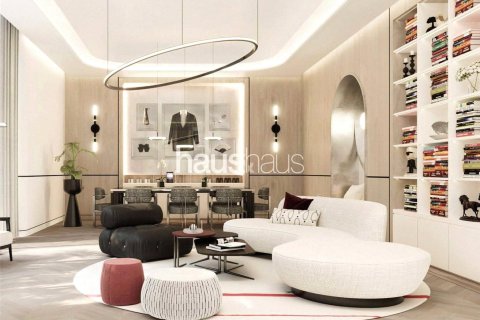 Villa in Nadd Al Sheba, Dubai 6 bedrooms, 1055 sq.m. № 44081 - photo 12