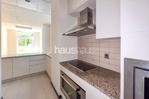 Appartement à Palm Jumeirah, Dubai, 1 chambre, 121 m², № 44082 - photo 5