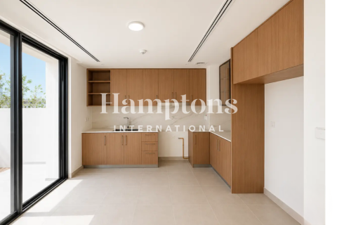 Townhouse in The Valley, Dubai 4 bedrooms, 282.79673200 sq.m. № 137701 - photo 8