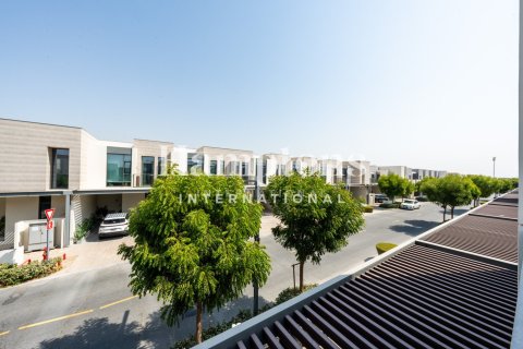 Villa à Arabian Ranches 3, Dubai, 4 chambres, 223.53948248 m², № 137706 - photo 25