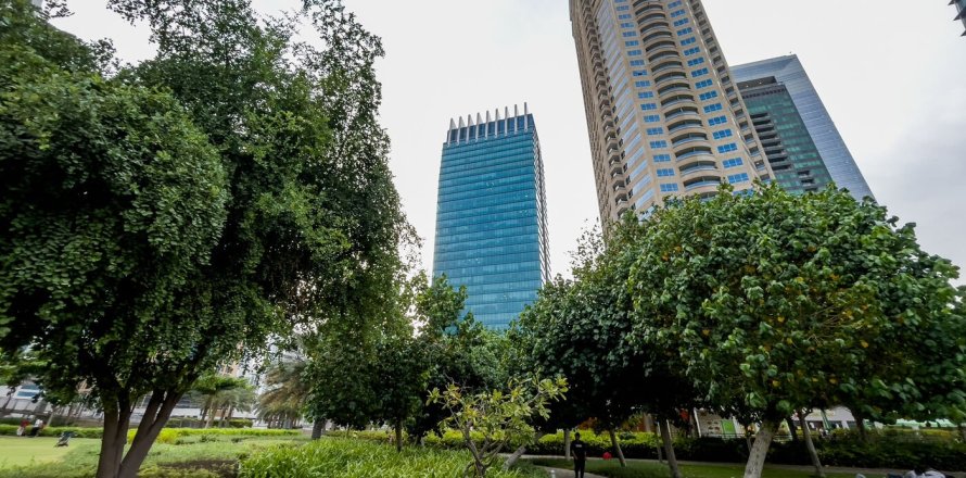 Apartment in Jumeirah Lake Towers, Dubai 2 bedrooms, 107.58 sq.m. № 52936