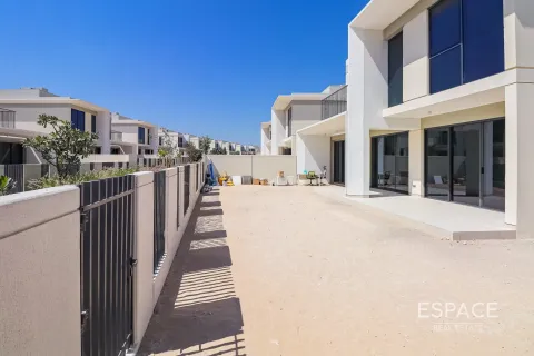 فيلا في Tilal Al Ghaf, دبي 5 غرف نوم , 406 م² رقم 62122 - صورة 2