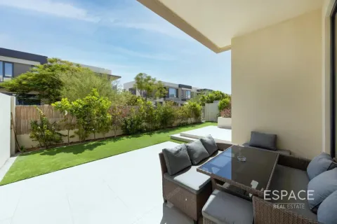 Adosado en Dubai Hills Estate, Dubai, 5 dormitorios, 303 m², № 62120 - foto 18